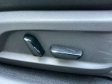 運転席パワーシートです。