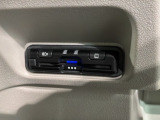 いまや快適なカーライフに欠かせないETCが付いています。