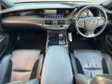 LS 500h Fスポーツ 本革シート サンルーフ