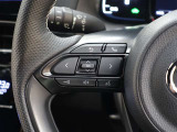 ステアリングスイッチ付きなので、各部の操作がしやすいです!