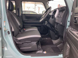 シートのしわ、へたりが少なく座り心地の良いシートです。長時間の運転でも快適にお過ごしいただけます。