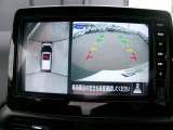 アラウンドビューモニター!空から見下ろしているかのような映像を映し出します。駐車時には安心ですよね♪