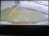 バックガイドモニターで、後方を確認しながら安心して駐車することができます。運転初心者も熟練者も必須の機能ですよ!