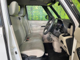 運転席シート廻りは使用感も少なく、良好な状態となっています。丁寧に使われていたことがよくわかりますね。