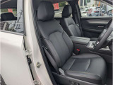 運転席開口部になります。乗りやすいです。