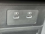 USB充電ポートも搭載しております。