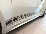 お車でお越しの方は、新御堂筋に面しておりアクセスが便利です。新名神「箕面とどろみIC」や名神「吹田IC」など、各方面の主要道路からスムーズにご来店いただける、お車でもアクセスしやすい好立地です。