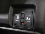 ◆両側電動スライドドア◆狭い駐車場でも乗り降りが楽々♪お子様が隣の車にドアを当ててしまう心配もございません!小さなお子様連れの方もこれで安心。