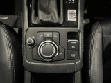 シフト連動パーキングブレーキ&オートブレーキホールド機能付きで運転が快適に&hellip;♪