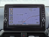 【大画面で高画質のナビゲーションが運転をサポート】日産純正メモリーナビ(MM319D-L)にはCD、DVD対応可能。