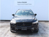 XC60 ウルトラ T6 AWD プラグイン ハイブリッド ブラック エディション 4WD 