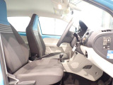 楽な姿勢で座ることが出来るので長時間の運転でも疲れにくいですし体もぶれにくいですよ。
