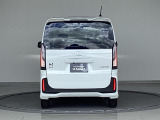 現車を確認できる方へ販売いたします。当社サービススタッフにて純正部品を使い点検整備を実施し、その後、ご納車させていただきますのでご安心してご利用いただけます。