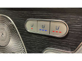 自動車保険に関しても、メルセデス・ベンツ専用のプログラムをご用意しております。飛び石や落下物などでのフロントガラスの修理が必要となった場合、最大で9万円分の補償を致します。