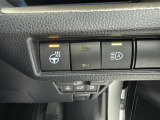 オートマチックハイビームとは、先行車や対向車のライトを認識し、ハイビームとロービームを自動で切り替える機能です。夜道の視界を確保します。詳細は販売店スタッフまでおたずねください。