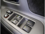 操作性が良い、運転席ドアスイッチ!