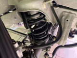 お車を安心してお乗りいただく為には、足回りの定期点検が欠かせません。サービスサポート(有償保証)では無料点検もご提供しており、安心のカーライフをお過ごしいただけるサポート体制が整っています。