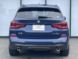また、BMW正規認定中古車は、エマージェンシーサービスが自動付帯。24時間365日、皆様のカーライフをサポート致します。確かな安心のうえで、「駆けぬける歓び」をご堪能ください。
