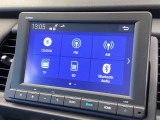 ナビ機能だけでなく、フルセグ、Bluetooth、DVDとCD再生などのオーディオ機能がついています!