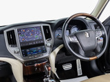 ★使いやすさや安全性を追求したステアリング周り!高級車ゆえにスイッチ類が多いのも特徴ですね!考え尽くされた配置ですぐに使いこなす事が出来ますのでご安心下さい!是非、体感してみて下さい!!