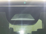 【ホンダセンシング】走行中に前方の車両等を認識し、衝突しそうな時は警報とブレーキで衝突回避と被害軽減をアシスト。より安全にドライブをお楽しみいただけます。