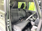 運転席シート廻りは使用感も少なく、良好な状態となっています。丁寧に使われていたことがよくわかりますね。