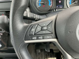ステアリングスイッチです。ナビのオーディオコントロールが手元で行えます