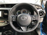ハンドルは、車を運転する上で、ずっと握っている重要なパーツです。 手にフィットする物が、いいですよね♪