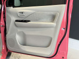 運転席ドアの内張☆パワーウィンドウです♪