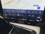 デュアルエアコンとは、運転席と助手席で、個別に温度設定ができる機能です。気温の感じ方は、人それぞれ違うもの。乗る人に優しい機能ですね。