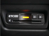 ◆ETC2.0◆進化したドライブ体験。料金収受システムだけだったETCが生まれ変わって、高速道路を賢く使うETC2.0に進化しました。多彩な情報サービスが便利で快適なドライブ体験を提供します。
