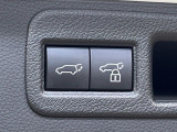 【パワーバックドア】スマートキーや運転席のボタンを押すだけでリアゲートが自動で開閉します!荷物を持っている時や、高い位置にあるバックドアを閉める際に便利な機能です♪