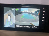 クルマを空から見たような映像が映る、アラウンドビューモニターで、車両周辺の安全確認も一目できます!小さなお子様や障害物も確認できるので、運転のしやすさだけでなく事故防止にも役立ち安心して駐車できます♪