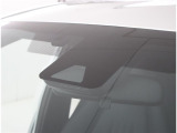TOYOTA SAFETY SENSEは道路状況、車両状態、天候状態及びドライバーの操作状況などによっては、作動しない場所があります。あくまで運転補助機能です。
