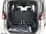広々としたラゲージスペースを備えています。大きなものや長さのある荷物もしっかりと積み込めます。