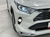 消費電力が少なく長寿命のLEDヘッドライトとハロゲンフォグ!