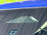 【ホンダセンシング】走行中に前方の車両等を認識し、衝突しそうな時は警報とブレーキで衝突回避と被害軽減をアシスト。より安全にドライブをお楽しみいただけます。