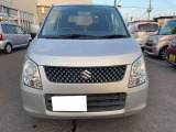 安心して長く乗れる高品質な中古車を常時100台以上展示してます。もし、欲しいクルマが置いてなければ、気軽に声をかけてください。ご希望の車を全国から探します!