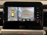 バックカメラが付いているので後方確認が非常にしやすいです。今や運転初心者も熟練者も必須装備!ついていて損はないですね♪