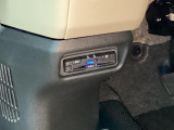 ビルトインタイプの【ETC】で見た目もスッキリ。高速道路の利用にとても便利です。
