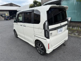 中古車にもボディーコーティング施工できます。一度ボディを磨いてから施工しますので、光沢のある綺麗な状態でお乗りいただけます。お気軽にご相談下さい。