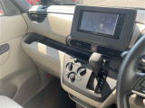 店舗にて現車の確認もいただけますので、お電話で在庫のご確認の上是非ご来店くださいませ。