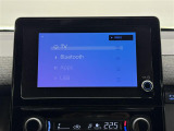 【8インチディスプレイオーディオPlus】Bluetooth接続やAppleCarPlayなど多彩な機能を搭載。ナビ機能(更新作業が必要な場合あり)やフルセグTV視聴も搭載。