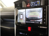 バックガイドモニターで、後方を確認しながら安心して駐車することができます。運転初心者も熟練者も必須の機能ですよ!