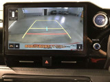 バックガイドモニターで、後方を確認しながら安心して駐車することができます。運転初心者も熟練者も必須の機能ですよ!
