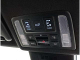 パワーバックドア装備!リヤゲートのスイッチを押すだけでバックドアが閉まります!運転席周りからも開閉の操作ができます♪