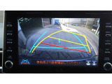 バックガイドモニターで、後方を確認しながら安心して駐車することができます。運転初心者も熟練者も必須の機能ですよ!
