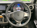 【純正革巻きステアリング】上質な革を使用することで、手にしっかり馴染みとても運転しやすいハンドルです♪