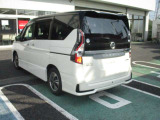 中古車の魅力は、通常別途かかるオプションがほぼ装備されている事です!!お買い得かと思ったらまずはお問い合わせを!!中古車という特性上、早い者勝ちです・・・