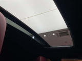 ◆LIBERALAは、輸入車選びの新たなスタイルを提案するインポート・セレクト・ブランドです。オーナー様となる方がクルマから直接感じる感性を第一にした、最良の一台との出会いをコーディネートいたします。